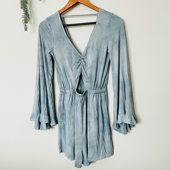 American Eagle Light Blue Romper - Picture 1 of 5